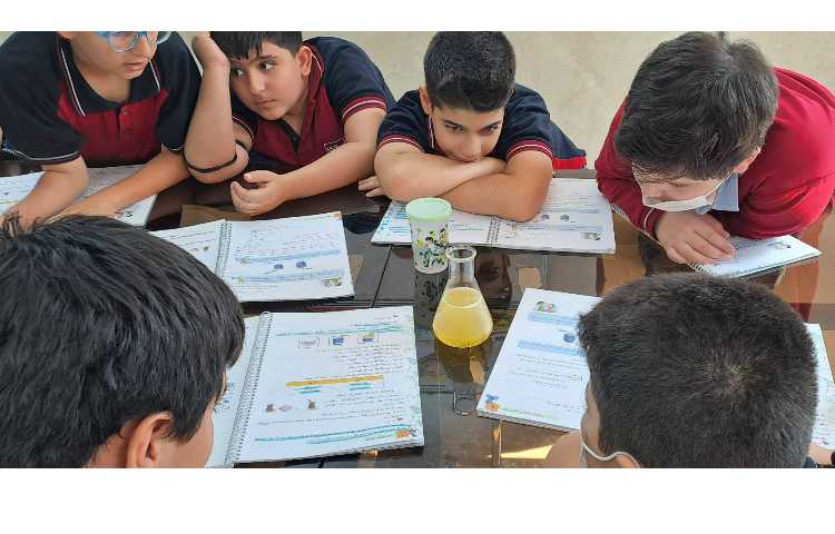 علوم و آزمایشگاه