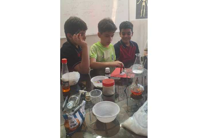 علوم و ازمایشگاه 4