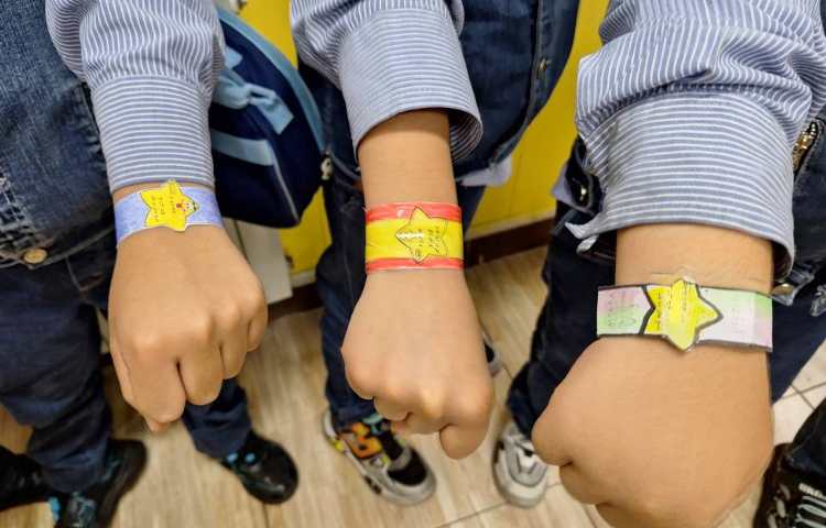 علوم و ریاضی، دست ورزی دماسنج و جمع های دوقلو 1