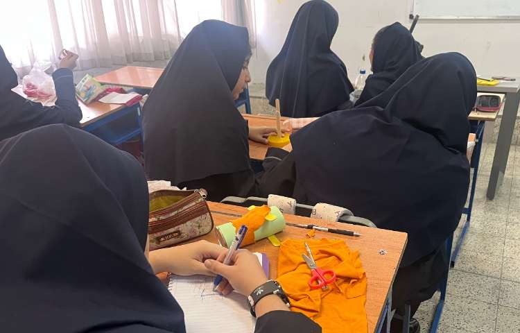 عکس از کلاس درسی 2