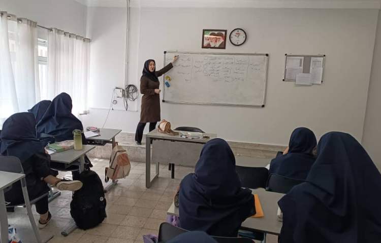 عکس از کلاس های درسی 2