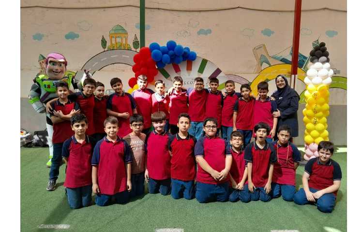 عکس دسته جمعی در روز اول مهر 35