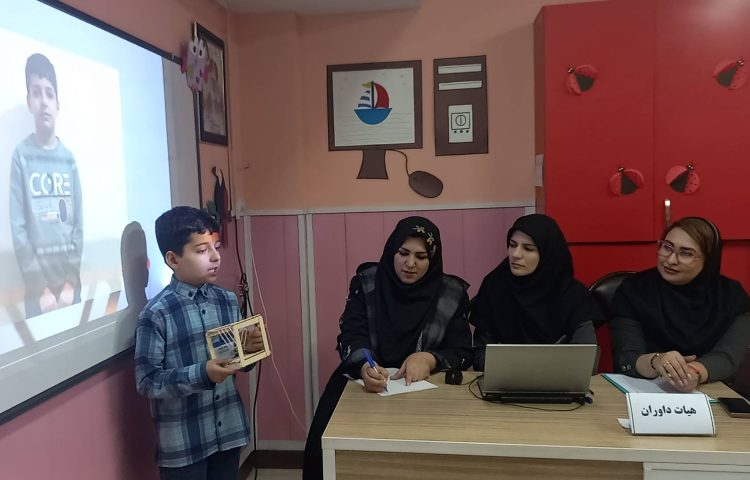 :عکس های اختتامیه ی پژوهش، پایه سوم 5