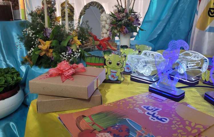 عکس های نوروزی و تحویل هدایا و پیک نورروزی 5