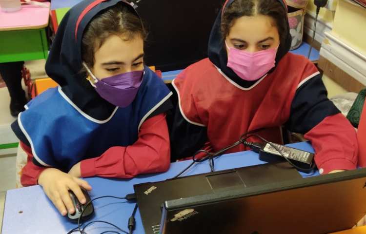 عکس و کلیپ هفته علوم زبان