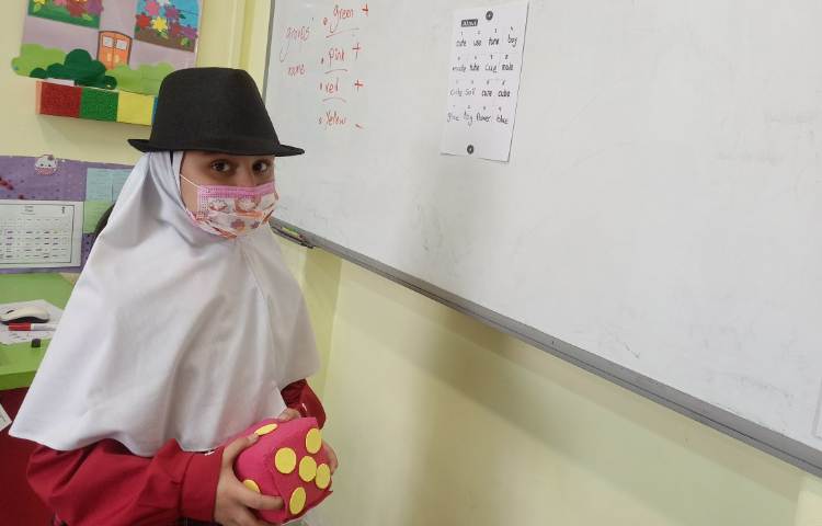 عکس General English Class 1