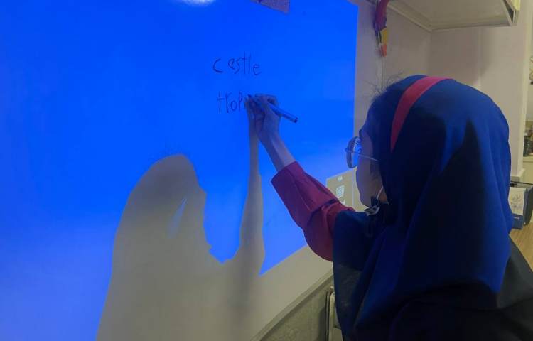 عکس practicing speaking 2