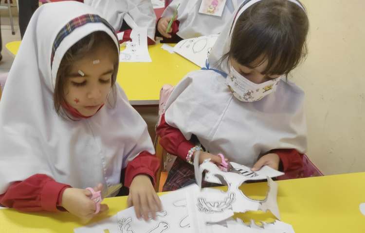 عکس General English Class 4