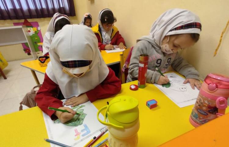 عکس General English Class 5