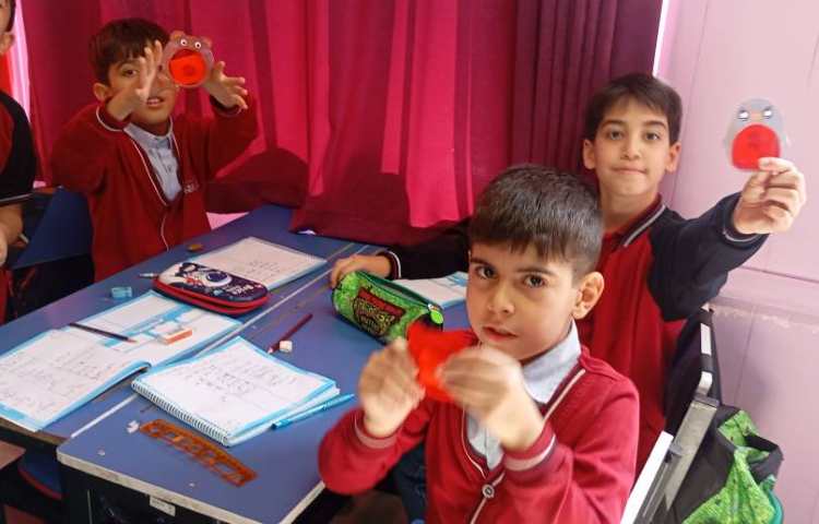 فارسی،املای خلاق ذره بینی جادویی 4