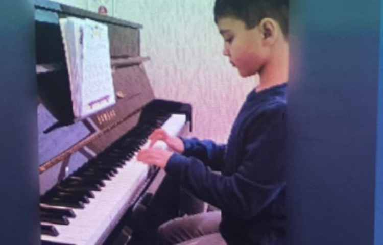 فارسی،ایجادانگیزه درس هنرمند 2