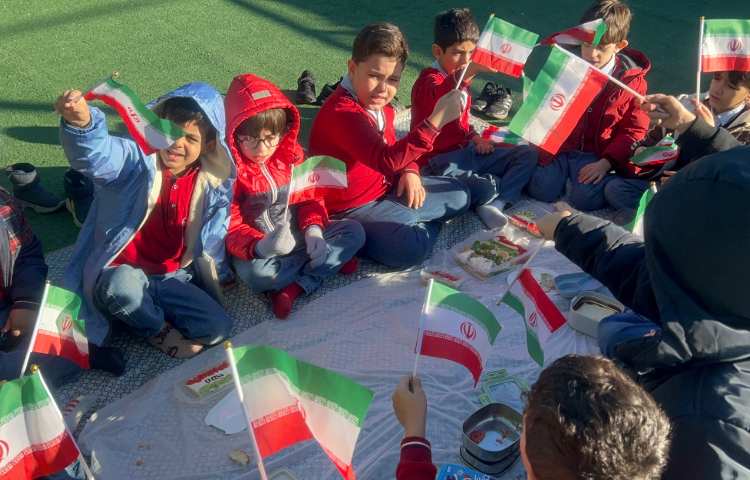 فارسی،کلاس بدون دیوار، صبحانه پرچمی 3