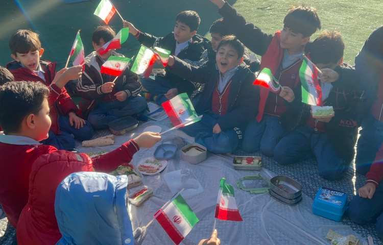 فارسی،کلاس بدون دیوار، صبحانه پرچمی 4