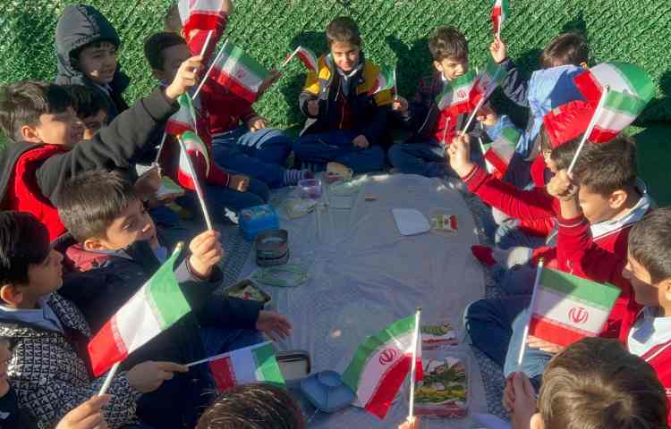 فارسی،کلاس بدون دیوار، صبحانه پرچمی