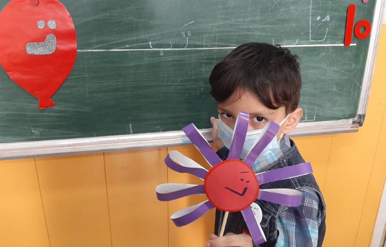 :فارسی،گل ترکیب ها، کلاس توت فرنگی 2