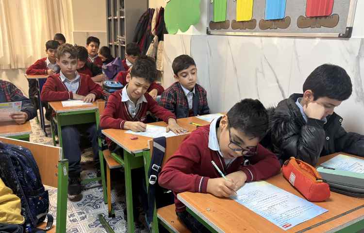 فارسی آزمون مداد قرمز