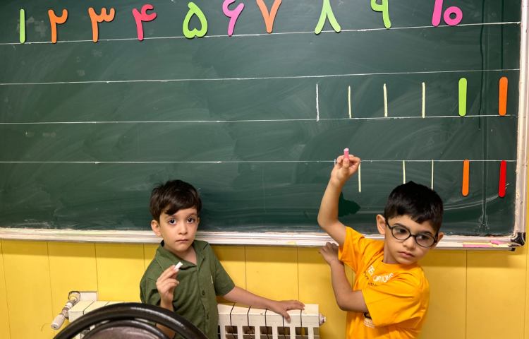 : فارسی، آموزش لوحه نویسی روی نمک و تخته 1