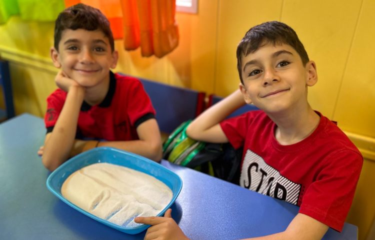 : فارسی، آموزش لوحه نویسی روی نمک و تخته 4