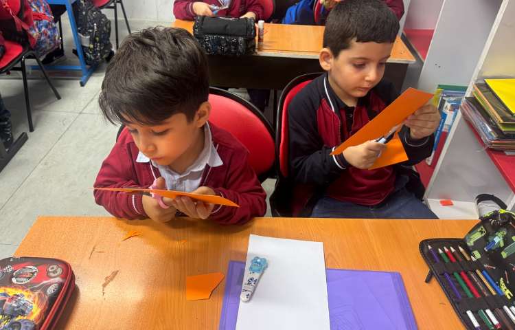 فارسی: آموزش نگاره‌ی 4 و آشنایی با مدیر مدرسه 2