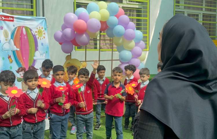 فارسی: آموزش نگاره‌ی 4 و آشنایی با مدیر مدرسه 5