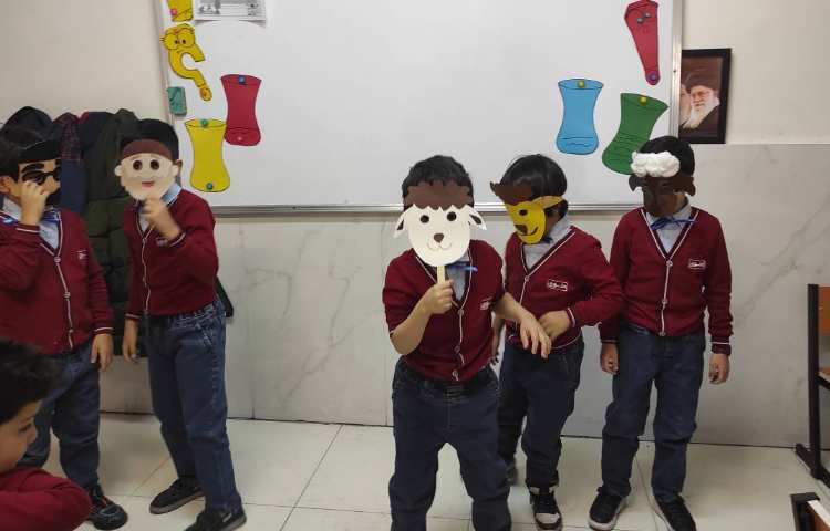 فارسی اجرای نمایش چوپان درست کار 2