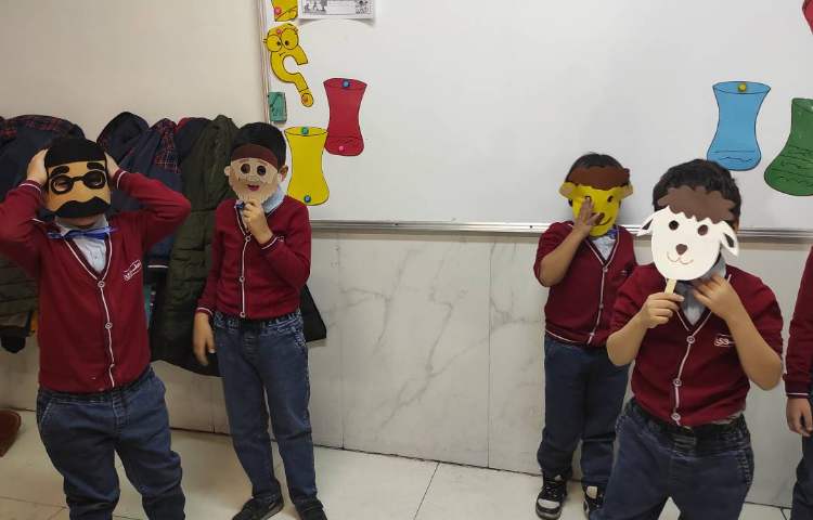 فارسی اجرای نمایش چوپان درست کار