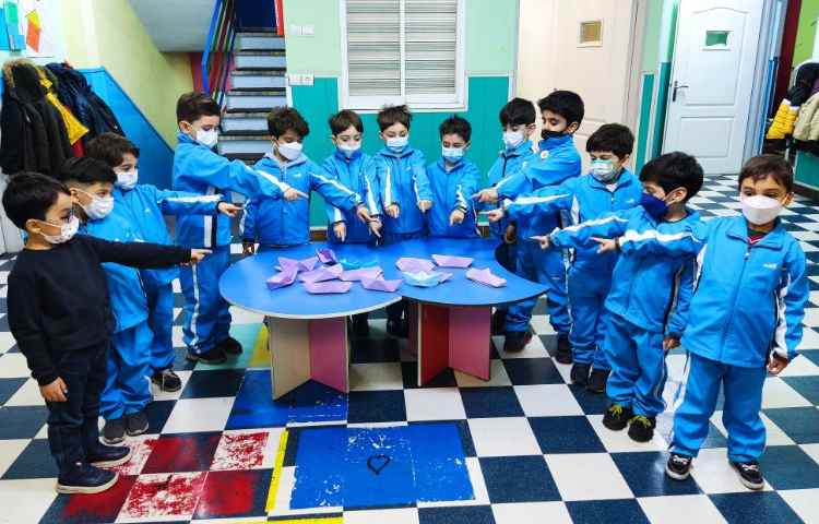 :فارسی، اوریگامی قایق مربوط به صدای (ق) 1