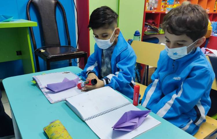 :فارسی، اوریگامی قایق مربوط به صدای (ق) 3