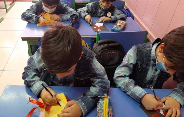 :فارسی، ایجاد انگیزه نشانه (ر) 2