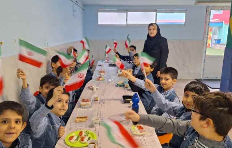 فارسی، ایجاد انگیزه پرچم ایران 4