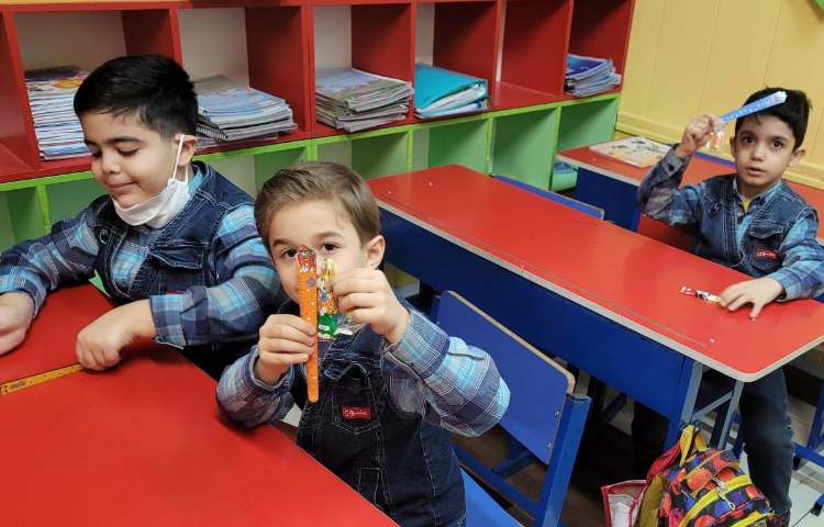 :فارسی، ایجاد انگیزه ی نشانه ی "خ"، کلاس انگور 1