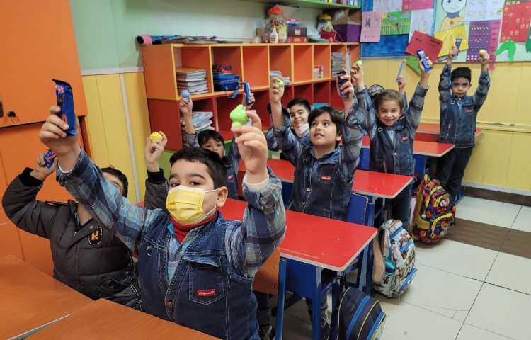 :فارسی، ایجاد انگیزه ی نشانه ی "ق"، کلاس انگور 4