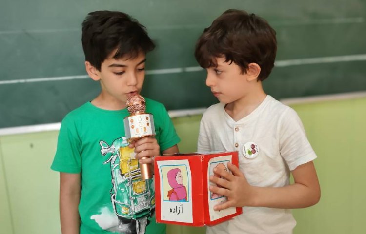 : فارسی، بخش کردن کلمات با تاس و تغییر صدا 4