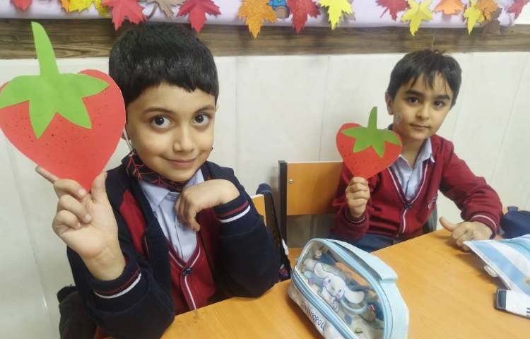 فارسی تثبیت یادگیری نشانه ( ت غیر آخر، ت آخِر) با انجام کاردستی مربوط به آن 1