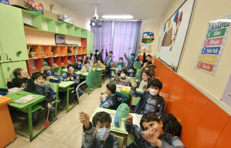 :فارسی، درست و نادرست درس پرچم