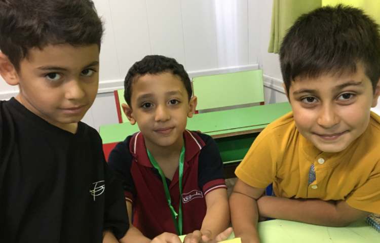 فارسی، دست ورزی ساخت کلمات با نشانه های به هم ریخته