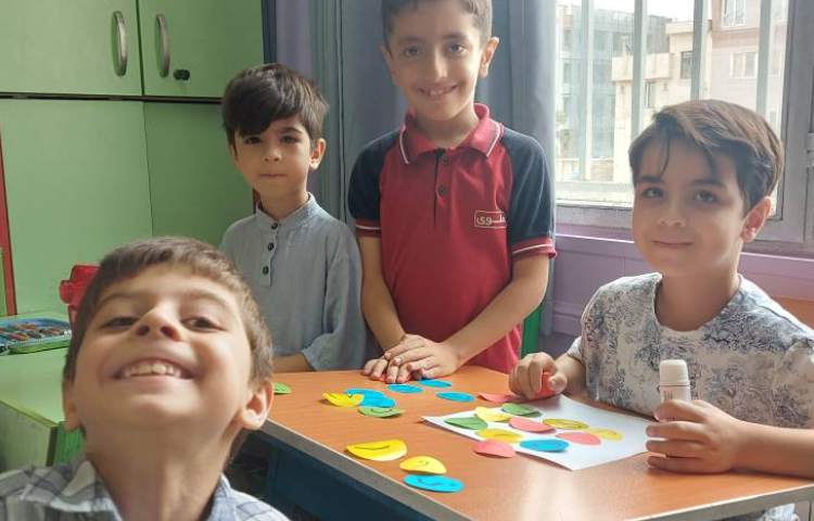 فارسی : دست ورزی ( کلمه بسازیم ) 3