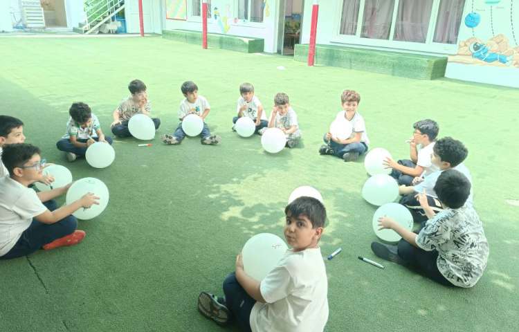 فارسی, دیکته ی خلاق بادکنکی انجام شد. 4