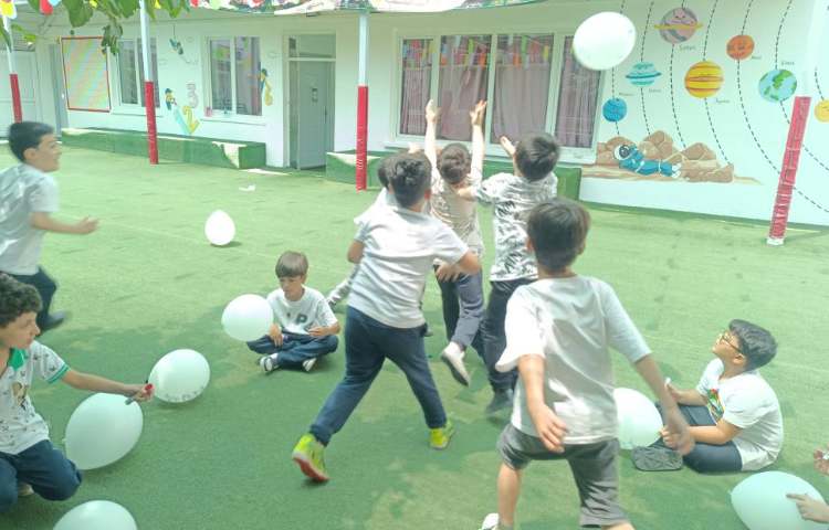 فارسی, دیکته ی خلاق بادکنکی انجام شد. 5