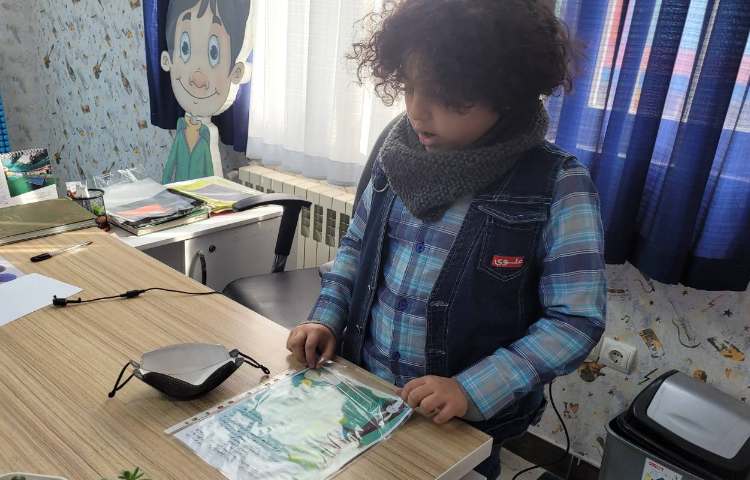 :فارسی، روانخوانی، خواندن کتاب داستان در کلاس بدون دیوار 1