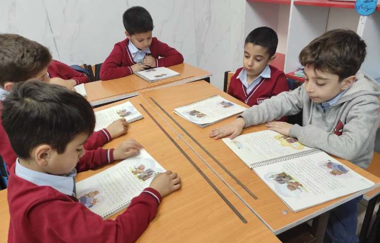 فارسی - روانخوانی درس خرس کوچولو و چغندر پربرکت 2