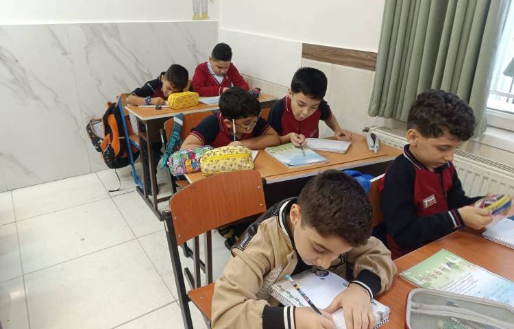 فارسی (روانخوانی درس ستایش) 1