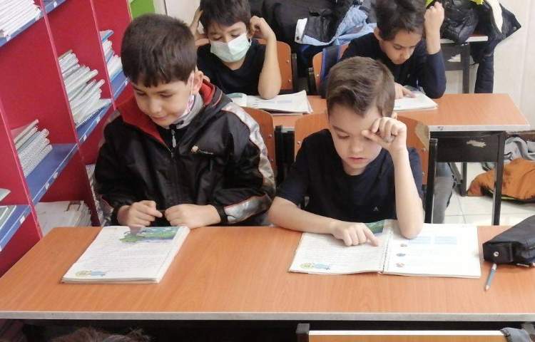 فارسی : روانخوانی درس چوپان درست کار 2