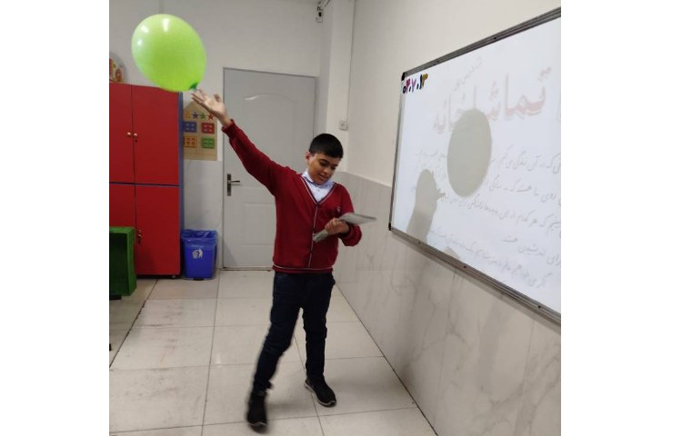 فارسی - روخوانی درس تماشاخانه در قالب بازی 6