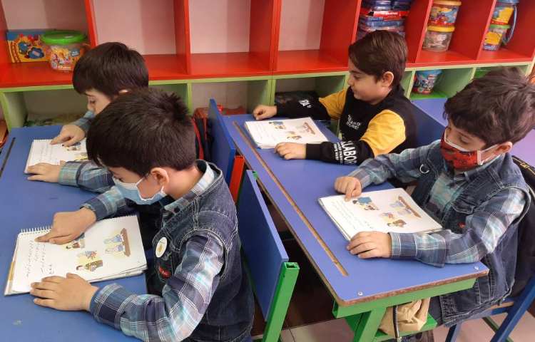 :فارسی روخوانی درس (علی ومعصومه)، کلاس سیب 1