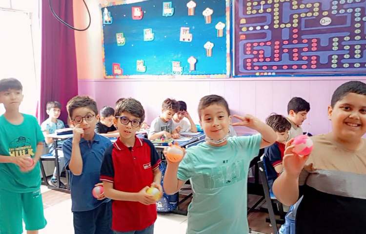 فارسی ، مبحث گسترش واژگان همراه با بازی کلاسی 2