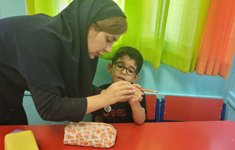 فارسی، مداد دست گرفتن 1