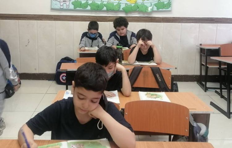 فارسی : مسابقه روخوانی با تایم