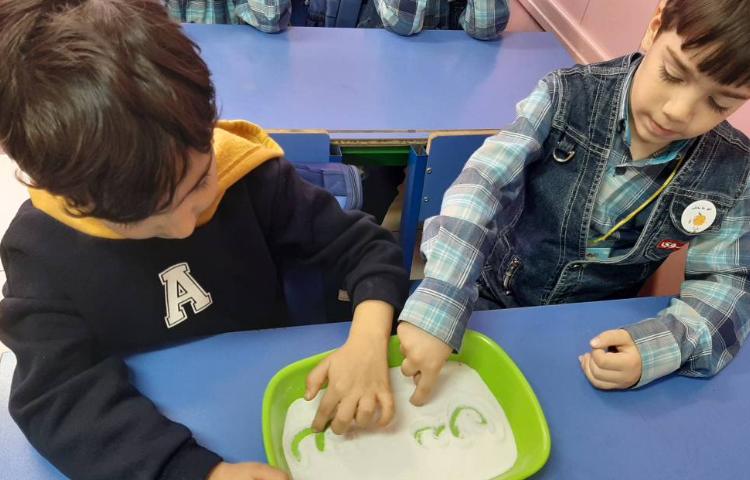 :فارسی، نشانه (س)، کلاس سیب 5