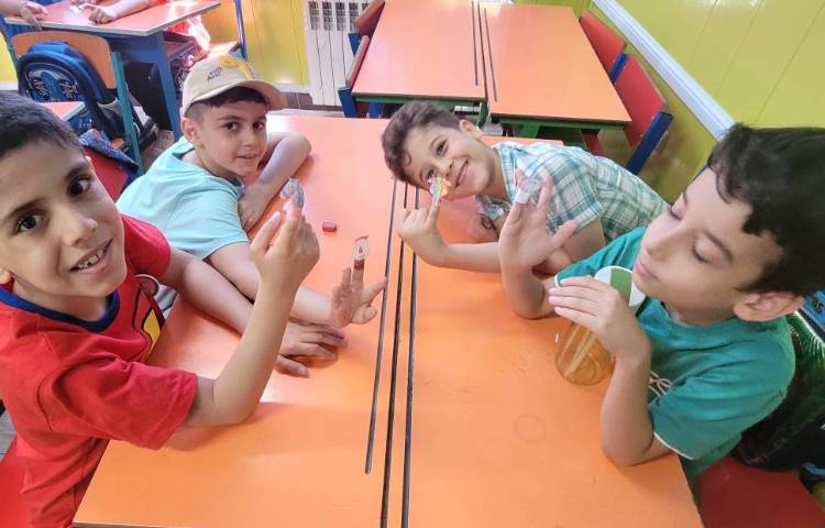 : فارسی، نمایش عروسک انگشتی خلاق توسط گروه ها 1